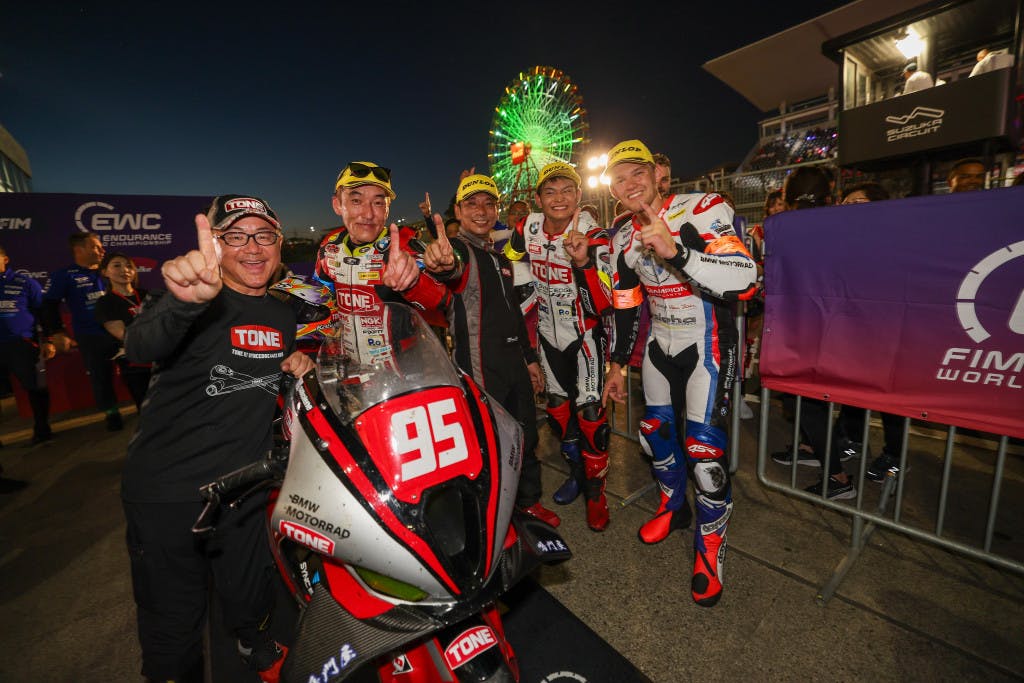 TONE RT Syncedge 4413 BMW takes Suzuka EWC Superstock glory