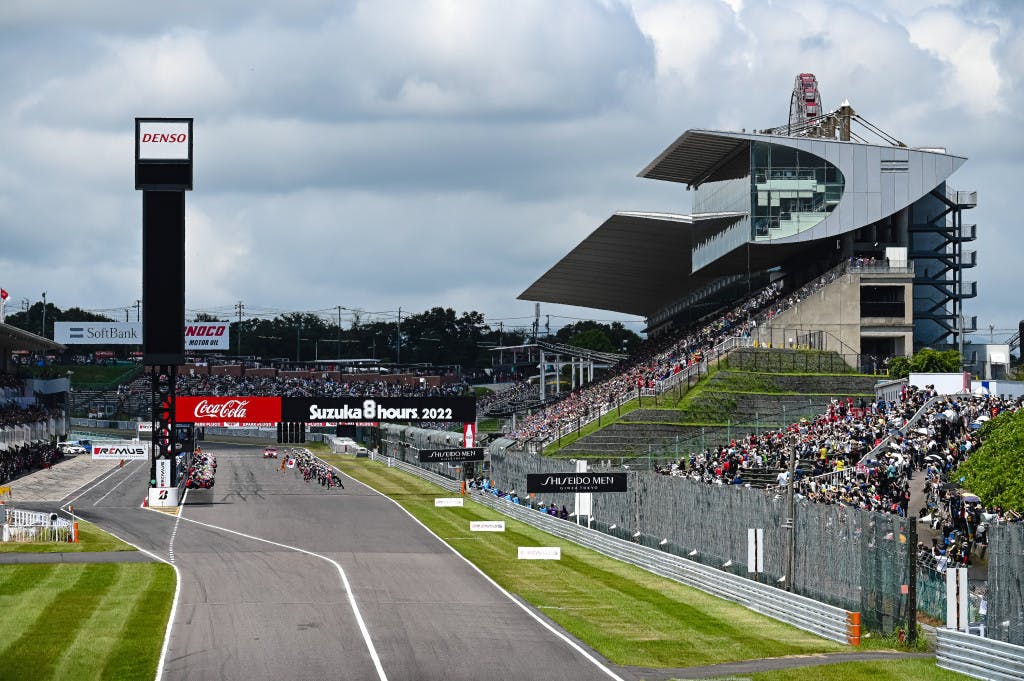 00-Suzuka-8-Hours-start