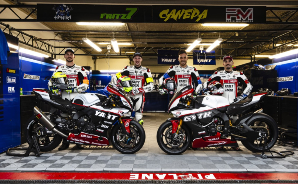 12 Yamalube YART Yamaha EWC Official Team 
