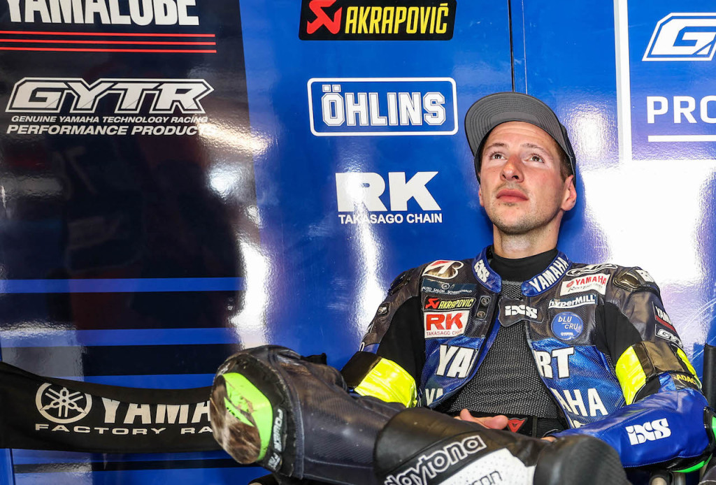 115312-Fim-Ewc-Bol-Dor-YART Yamaha