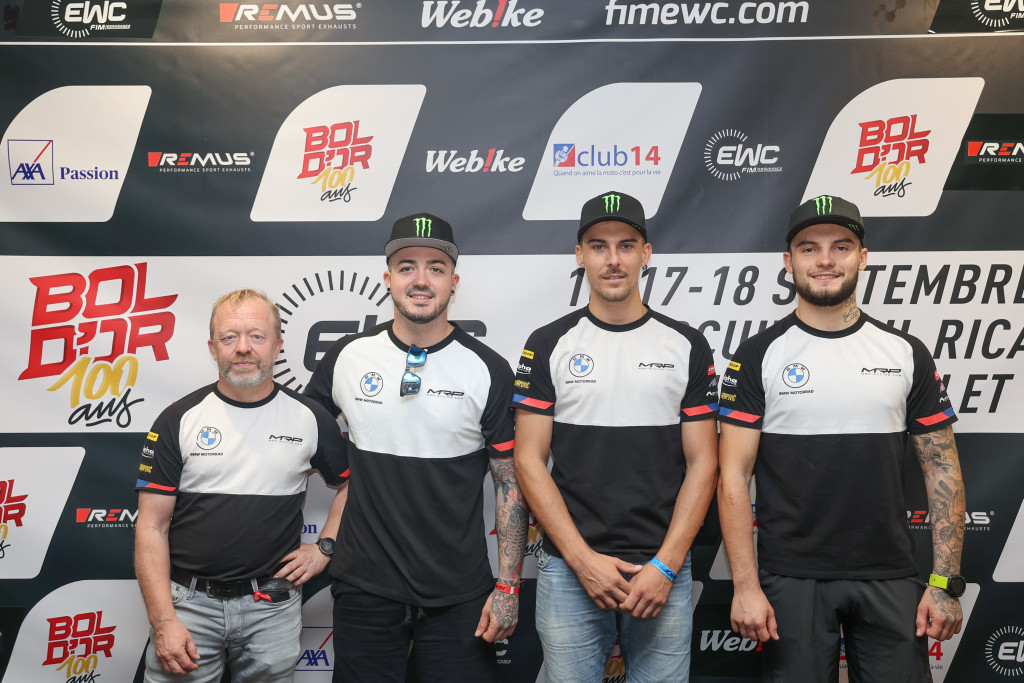 02-BMW-Motorrad-World-Enduance-Team-1
